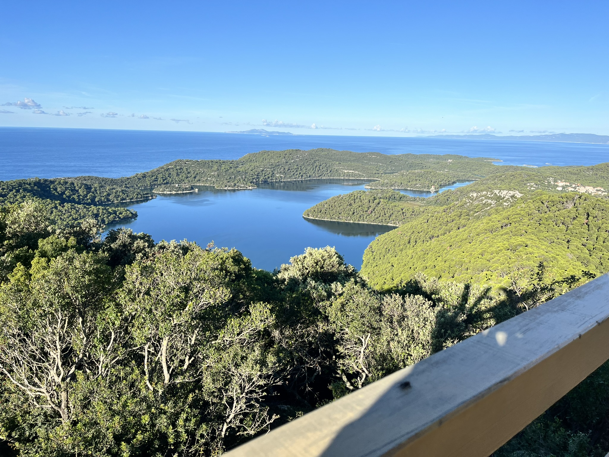 Retraite en bord de mer — paysage d'île, Croatie